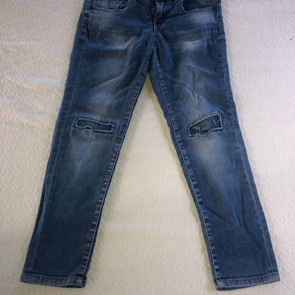 3/$20 Bundle Sale❗️One Pair Girls Boyfriend Jeans Sz 10 Regular Distressed Look - Picture 1 of 6